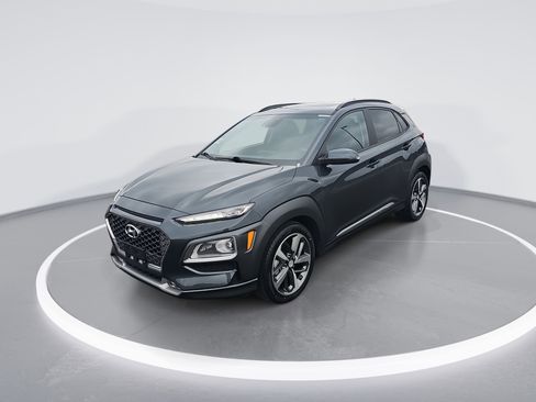 Used 2020 Hyundai Kona Limited w/ Cargo Package image 7