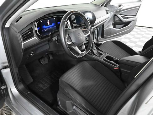 Certified 2022 Volkswagen Jetta S FWD image 15