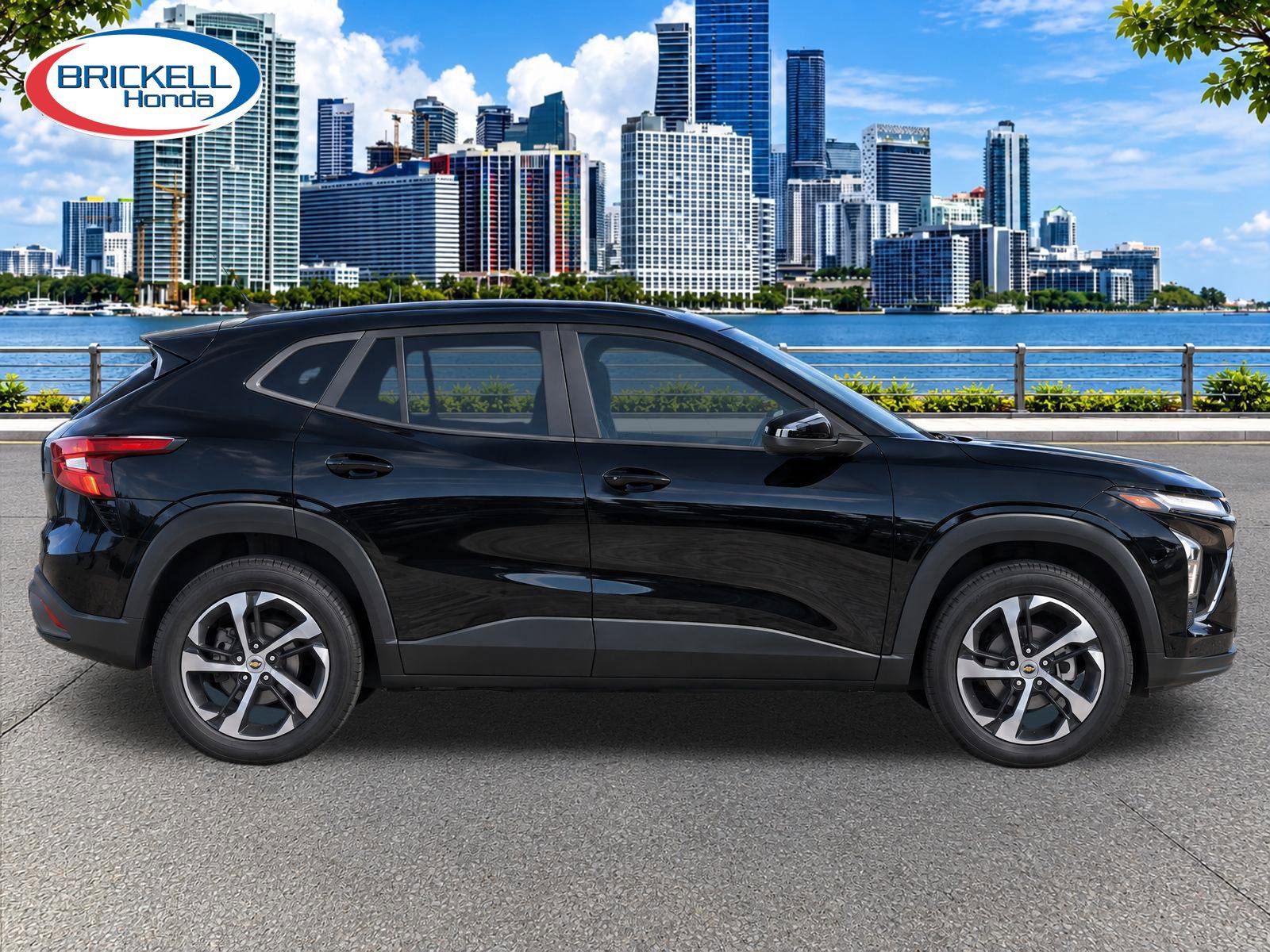 Used 2024 Chevrolet Trax RS FWD image 5