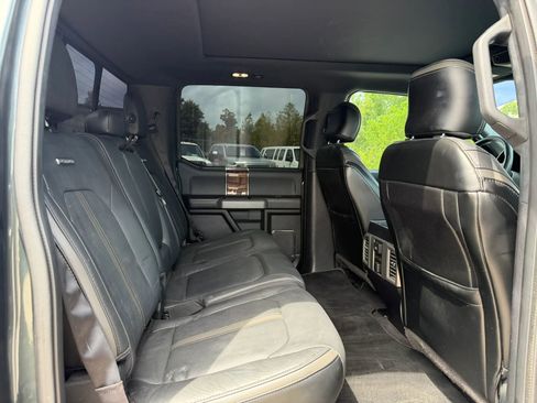 Used 2015 Ford F150 Platinum w/ Equipment Group 701A Luxury AWD/4WD image 23