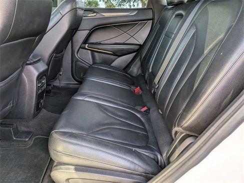 Used 2015 Lincoln MKC FWD image 23