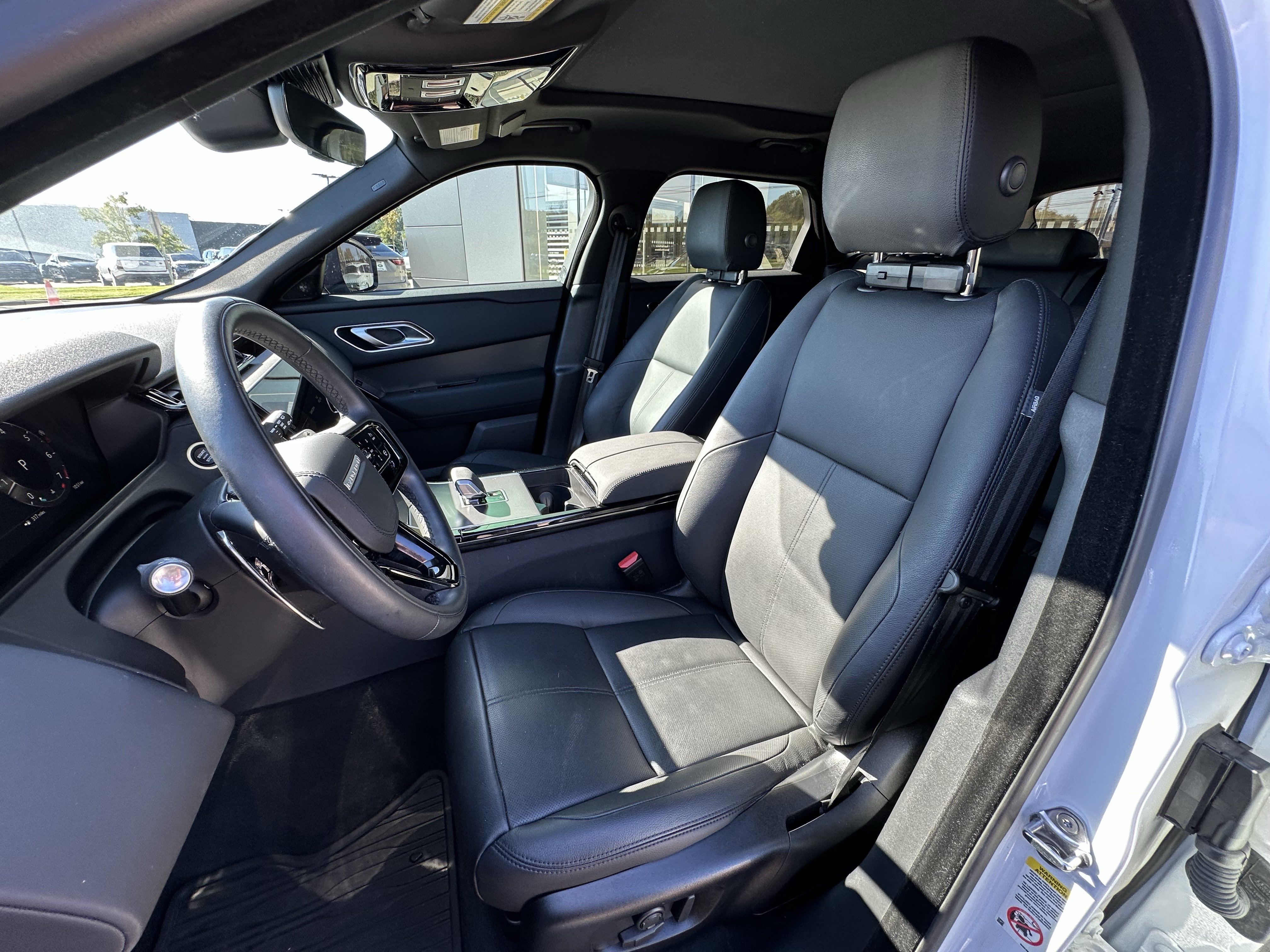 Certified 2026 Land Rover Range Rover Velar S AWD/4WD image 16