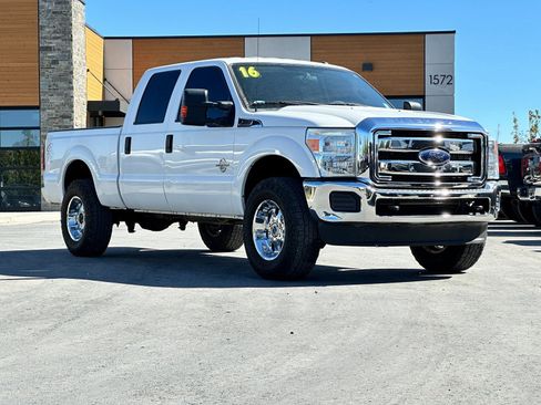 Used 2016 Ford F250 XLT image 1