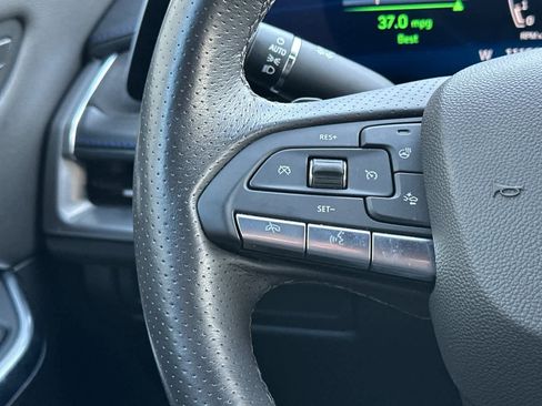 Used 2024 Cadillac XT4 Sport w/ Technology Package image 27