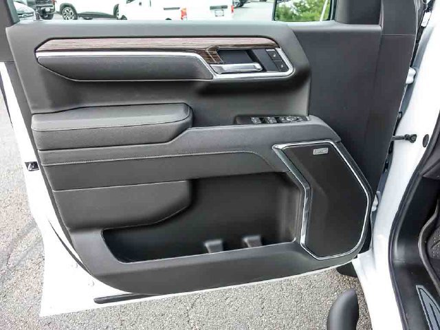 New 2026 Chevrolet Silverado 1500 RST w/ Convenience Package II AWD/4WD image 10
