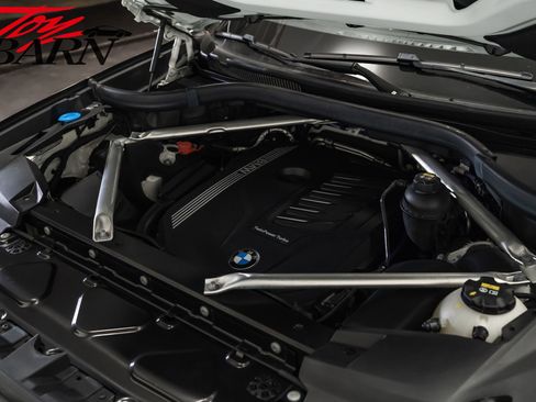 Used 2022 BMW X7 xDrive40i w/ Premium Package image 49