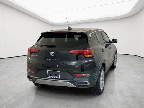 Used 2024 Buick Encore GX Preferred FWD image 2