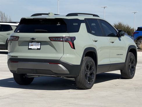 New 2026 Chevrolet Equinox LT w/ Convenience Package II image 4