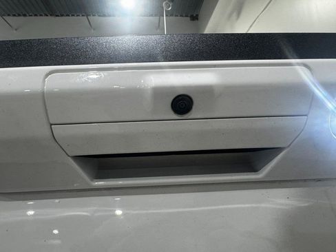 Used 2022 Ford F150 Lariat w/ Equipment Group 502A High image 28