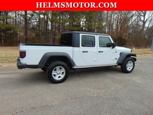 Certified 2023 Jeep Gladiator Sport image 15