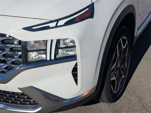 Used 2023 Hyundai Santa Fe SEL Premium image 9