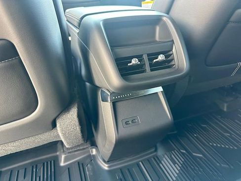 New 2025 Cadillac Lyriq Luxury image 14