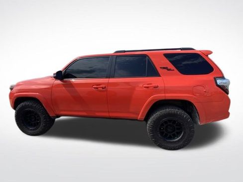 Used 2024 Toyota 4Runner TRD Off-Road Premium w/ Moonroof Package AWD/4WD image 3