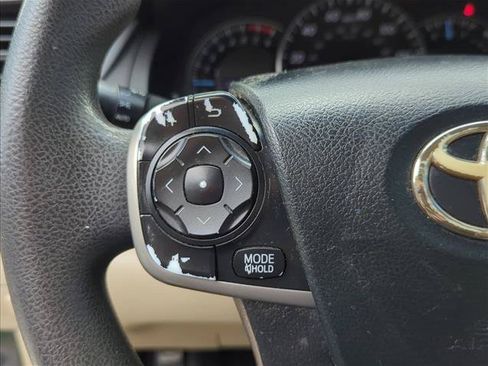 Used 2012 Toyota Camry LE FWD image 15