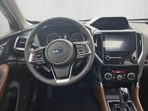 Used 2019 Subaru Forester Touring image 17