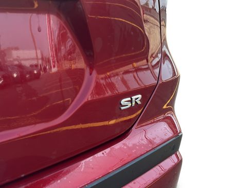 Used 2021 Nissan Kicks SR w/ SR Premium Package FWD image 29