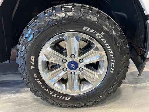 Used 2018 Ford F150 XLT w/ Trailer Tow Package AWD/4WD image 18