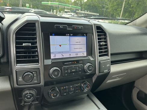 Used 2019 Ford F150 XLT w/ Equipment Group 302A Luxury AWD/4WD image 25
