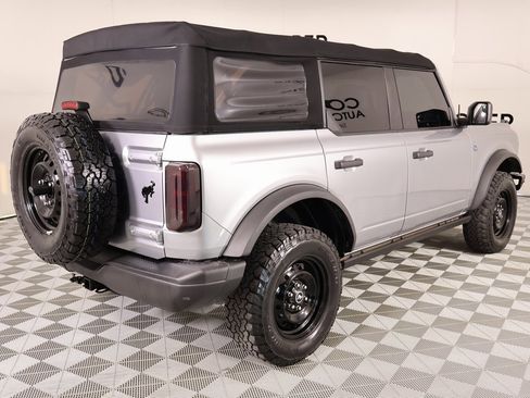 Used 2022 Ford Bronco Black Diamond image 20