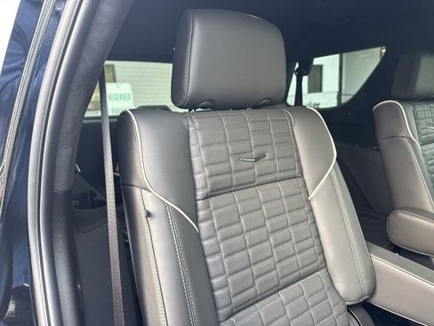 Used 2026 Cadillac Escalade Platinum Sport w/ LPO, ONYX Package image 36