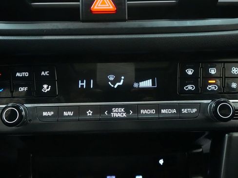 Used 2024 Kia Seltos EX image 33