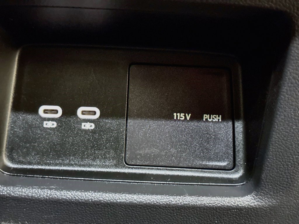 Used 2026 Volkswagen Atlas Cross Sport SE FWD image 42