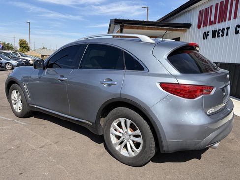 Used 2017 INFINITI QX70 AWD w/ Premium Package image 11