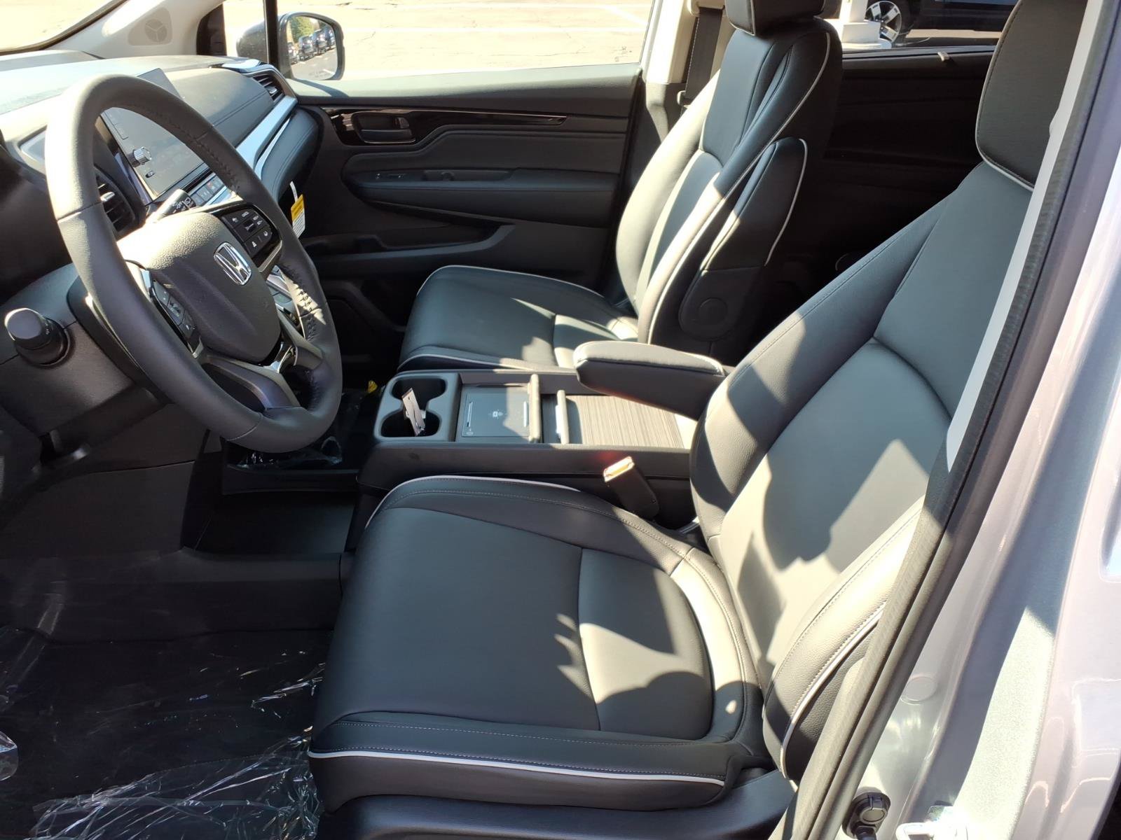 New 2027 Honda Odyssey Touring image 7