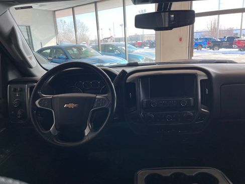 Used 2018 Chevrolet Silverado 1500 LT w/ All Star Edition image 23