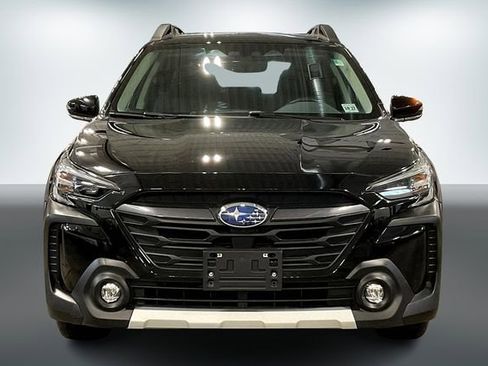 Used 2023 Subaru Outback Limited image 2