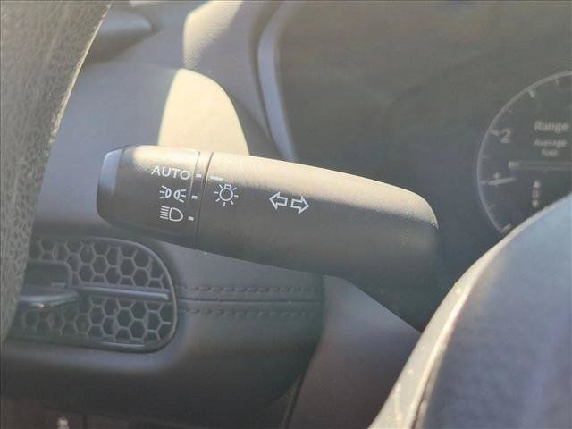 Used 2024 Honda HR-V LX image 11