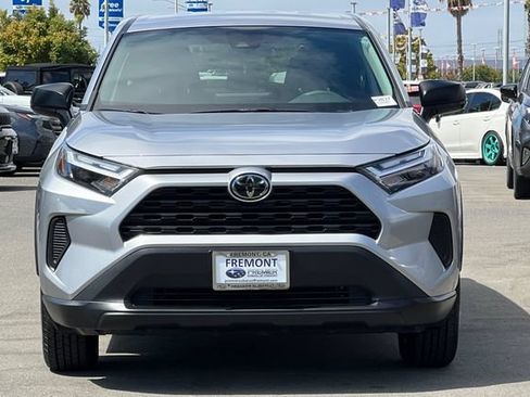 Used 2025 Toyota RAV4 LE FWD image 9