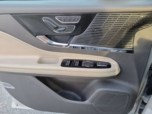 Certified 2022 Lincoln Corsair FWD w/ Equipment Group 101A image 16