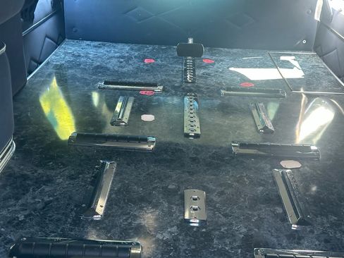 Used 1997 Cadillac De Ville Limousine image 17