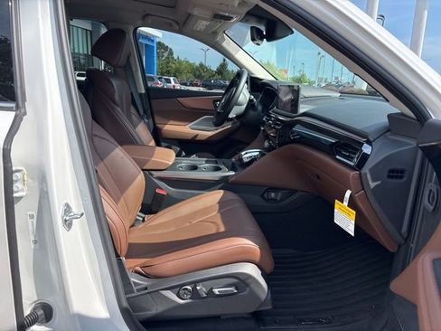 Used 2025 Acura MDX SH-AWD w/ Technology Package image 14