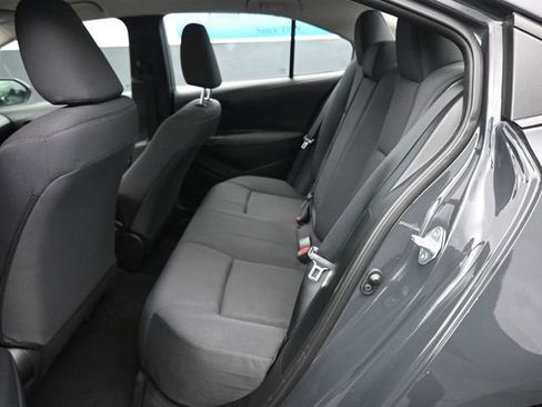 Used 2025 Toyota Corolla LE image 8