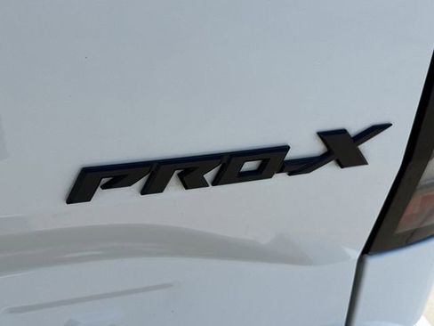 Used 2024 Nissan Frontier Pro-X RWD image 14