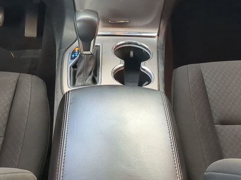 Used 2019 Jeep Grand Cherokee Laredo image 19