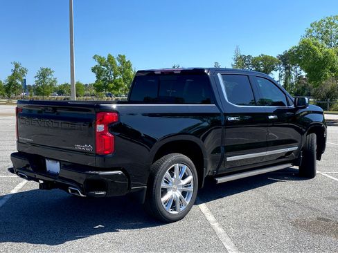 New 2025 Chevrolet Silverado 1500 High Country AWD/4WD image 25