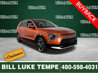 Used 2023 Kia Niro SX