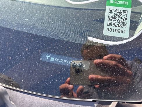 Used 2023 Tesla Model 3 Standard Range RWD image 13