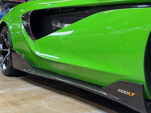 Used 2020 McLaren 600LT Spider RWD image 30