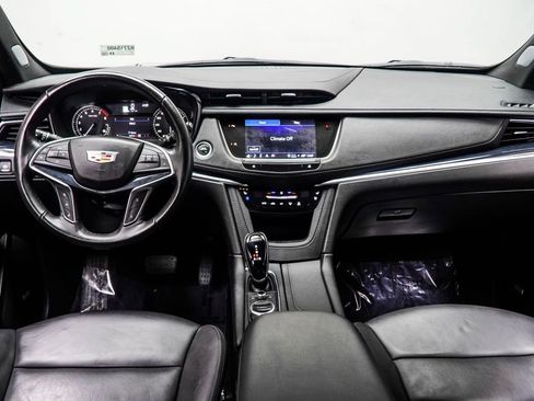 Used 2024 Cadillac XT5 Premium Luxury AWD/4WD image 5