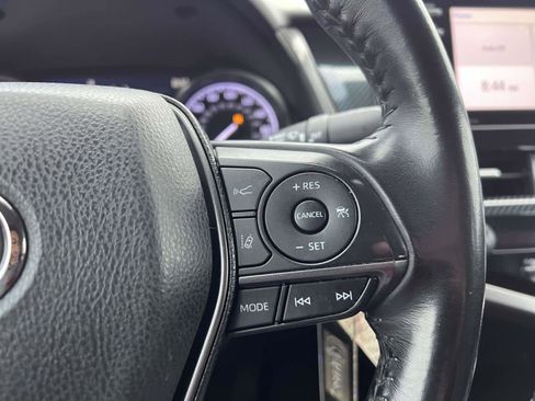 Used 2021 Toyota Camry SE image 25