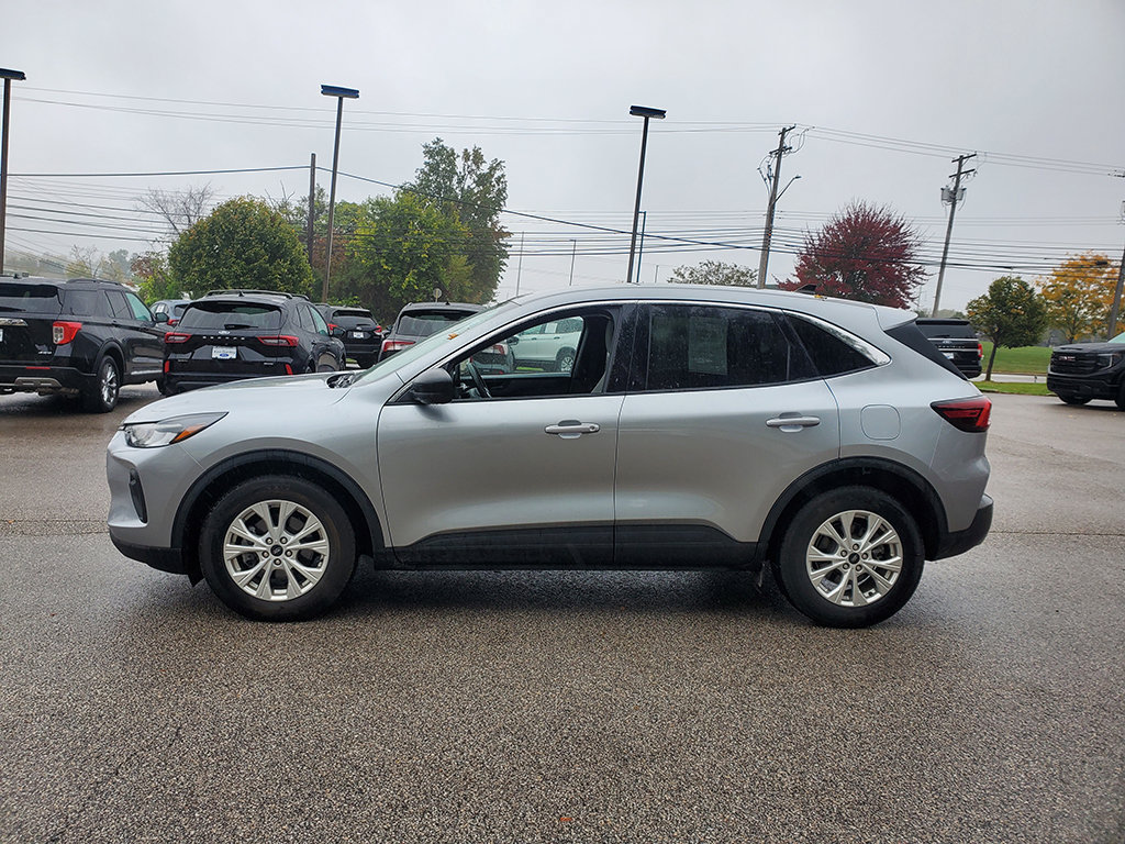 Certified 2023 Ford Escape Active FWD image 3