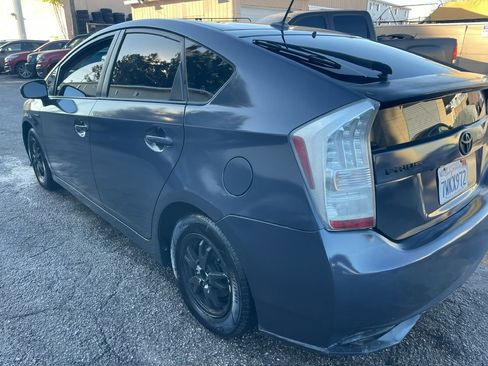 Used 2011 Toyota Prius Four image 3