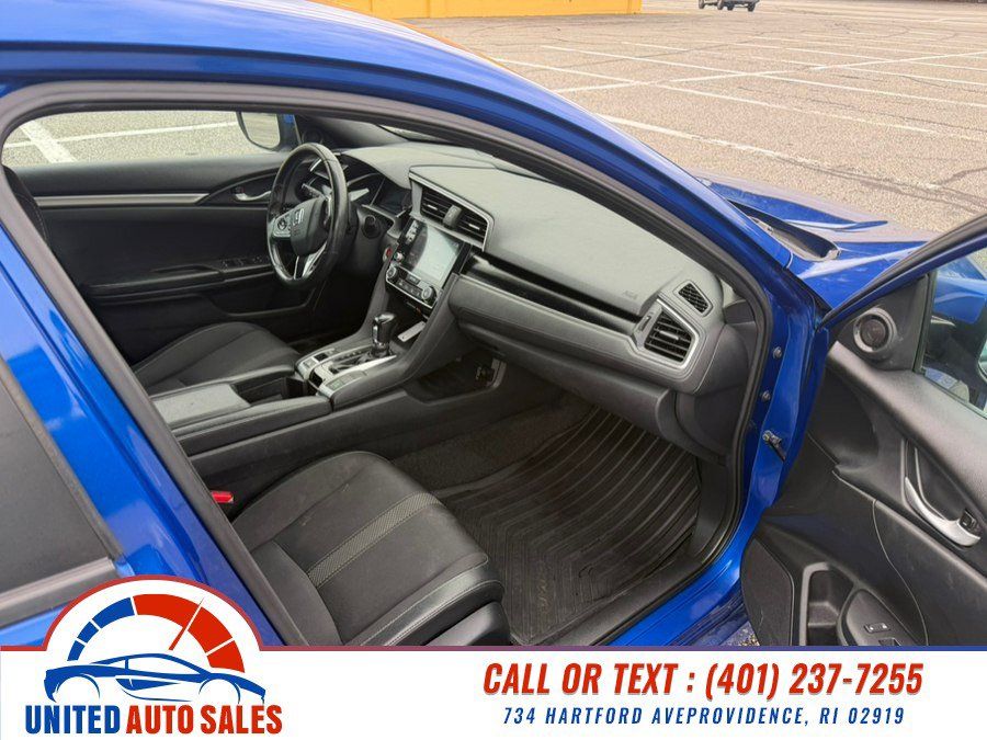 Used 2019 Honda Civic Sport image 10
