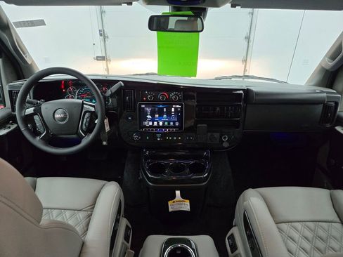 New 2024 GMC Savana 2500 image 2