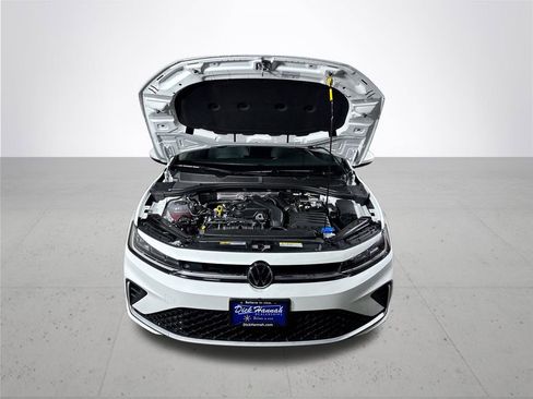 New 2026 Volkswagen Jetta SE image 22