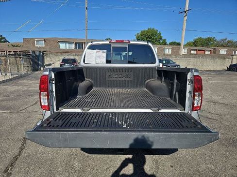 Used 2019 Nissan Frontier Desert Runner RWD image 12